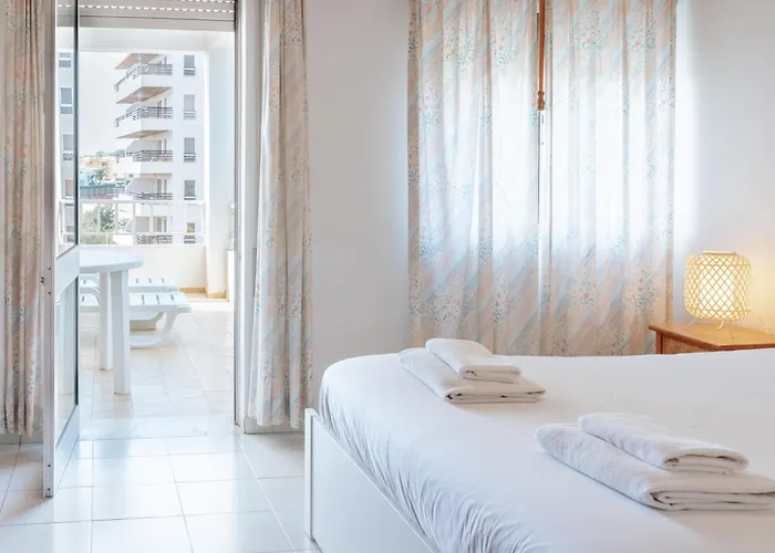 Vau In Alvor, By Mycelia