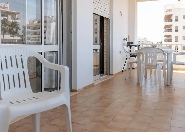 Vau In Alvor, By Mycelia *