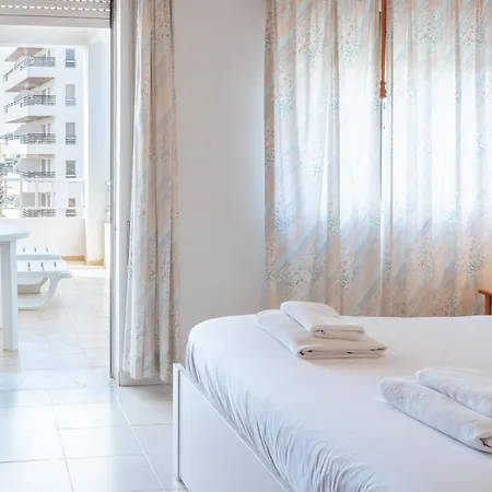 Vau In Alvor, By Mycelia